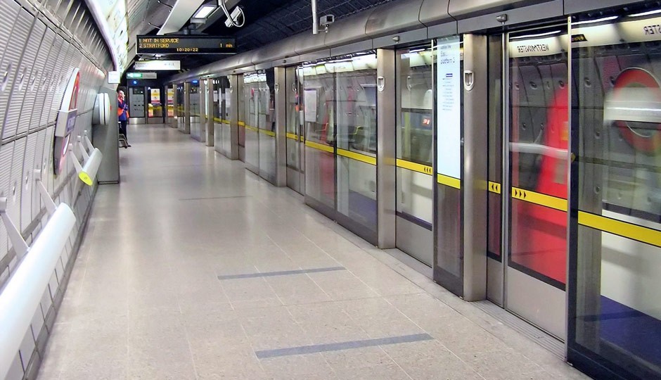 platform screen doors