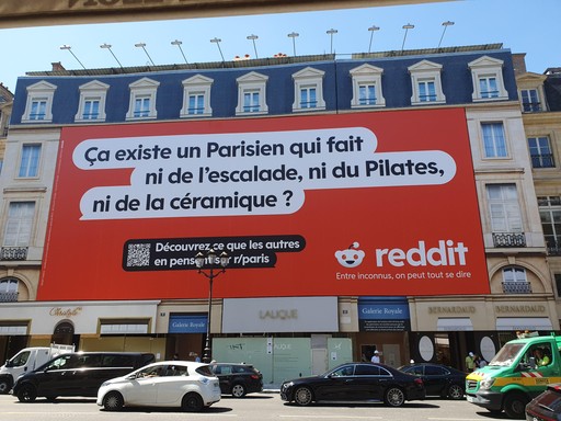 Reddit bought giant ads in Paris, urging people to join 