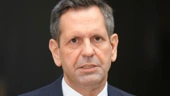 Ministerpräsident Lies bringt Radfahrer zu Fall - Polizei ermittelt gleich doppelt