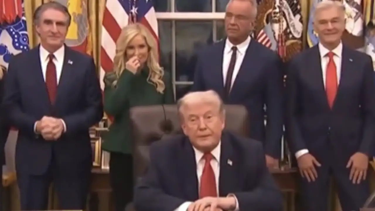 BgdOxW3VIFGLICz.png