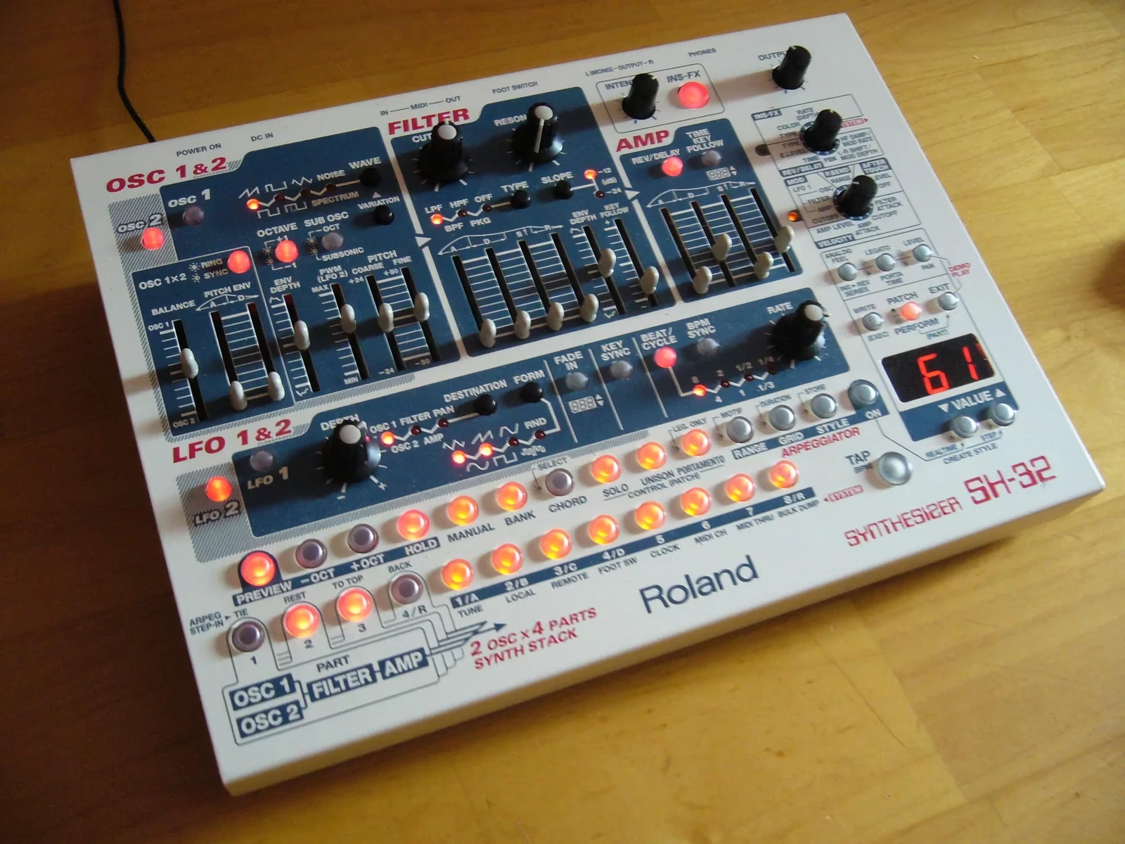 The Roland SH-32 - more than a synthesizer