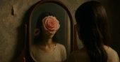 The Woman Who Grew Old Without Ever Being Seen