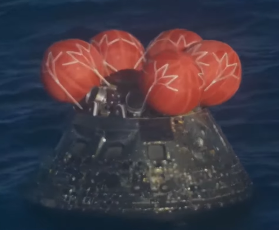 capsule floating