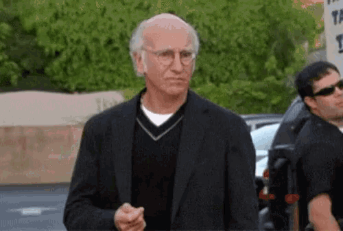 Qm86P1XWxUv8r6u.gif