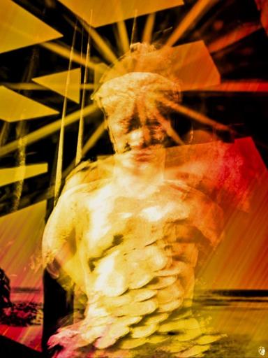 Color photograph in yellow and orange tones with black contours and shading. Portrait format, multiple exposure. Self-portrait (torso). A female silhouette, in a corsage made of scale-like material, looks into the camera with a face as if carved from stone. Behind her are structures of a wooden stilt house and a bright sky. On her head, a beacon of individual, star-shaped rays radiates outward. These rays were created by exposing a photograph taken into the sun with a very large aperture. The woman is a lighthouse.