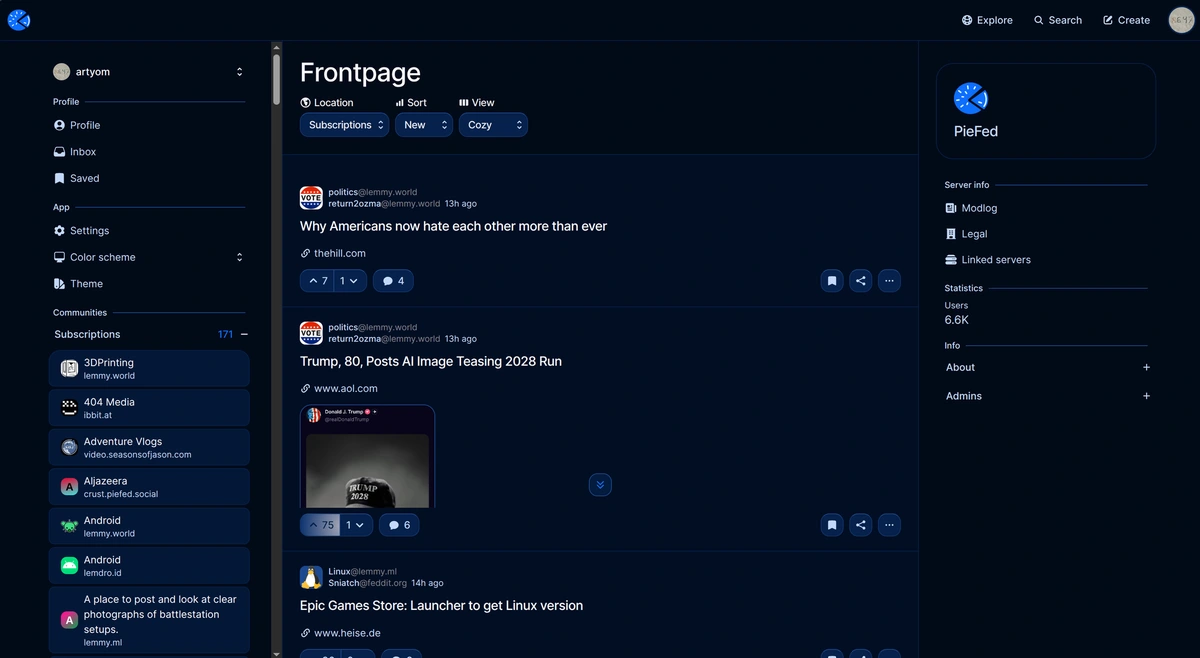 screencap of Photon homepage with Piefed Dark Blue theme applied