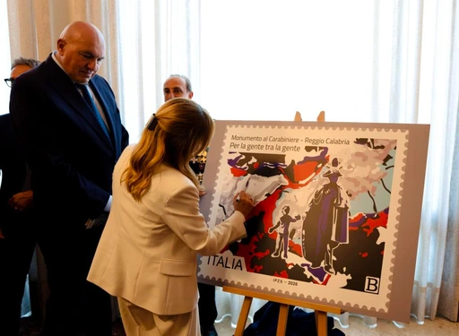 Giorgia Meloni e il francobollo 