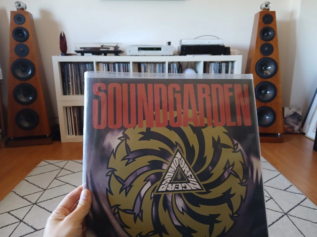 Sunday Spin: Soundgarden Badmotorfinger 320