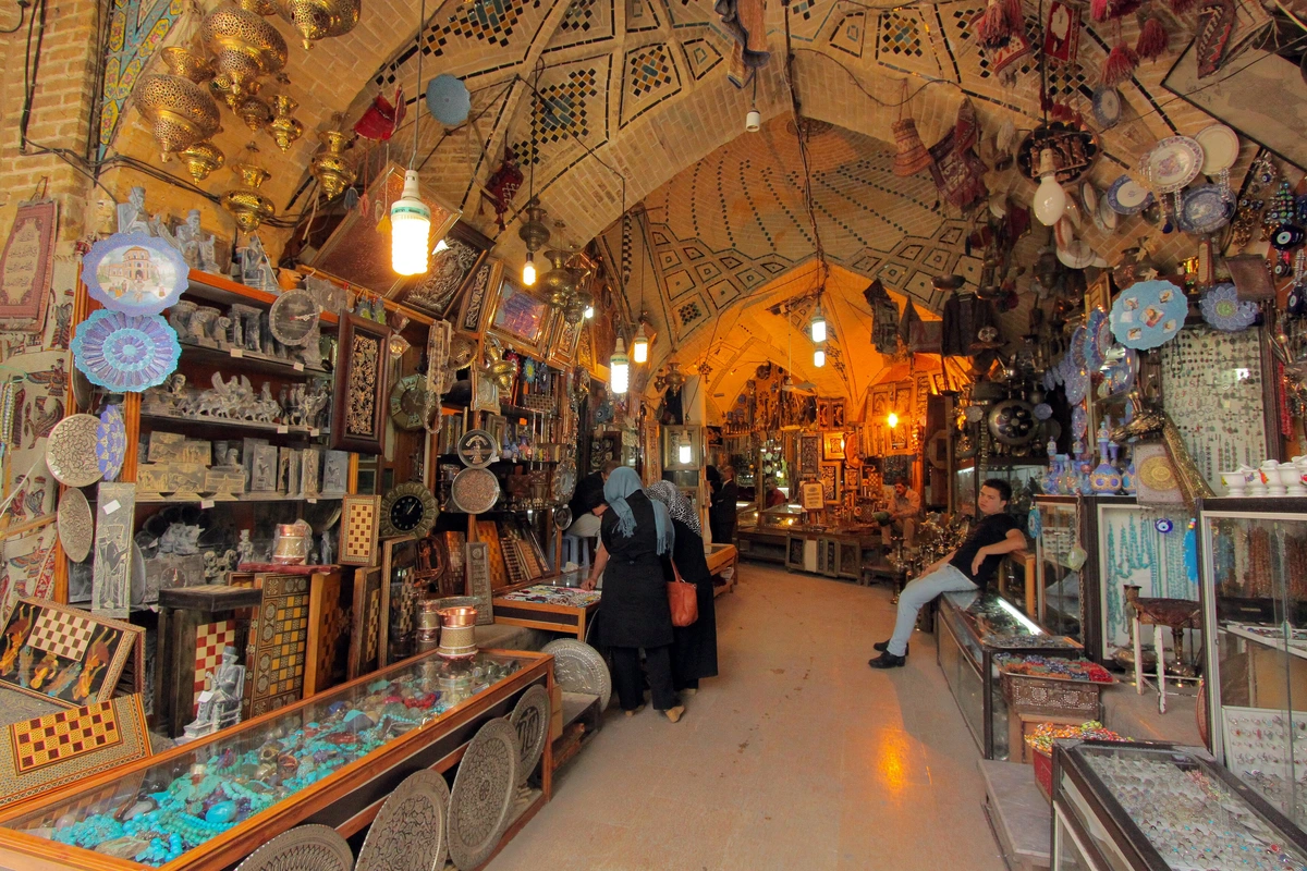 Handicrafts in a bazaar, Shiraz, Iran