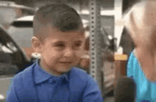 npEBnnWJzC4mgOs.gif