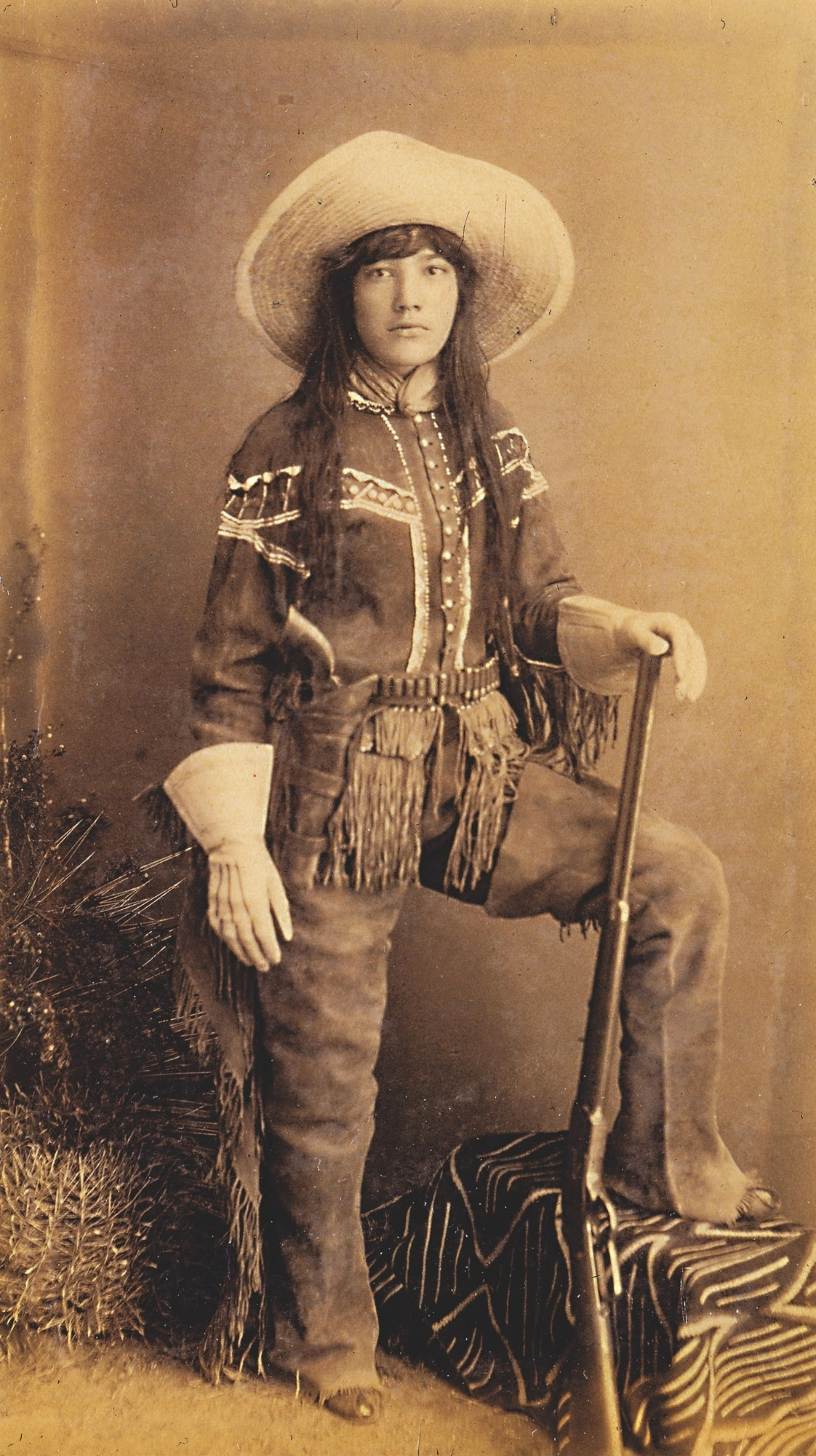 Female Apache scout, Arizona, USA, 1886