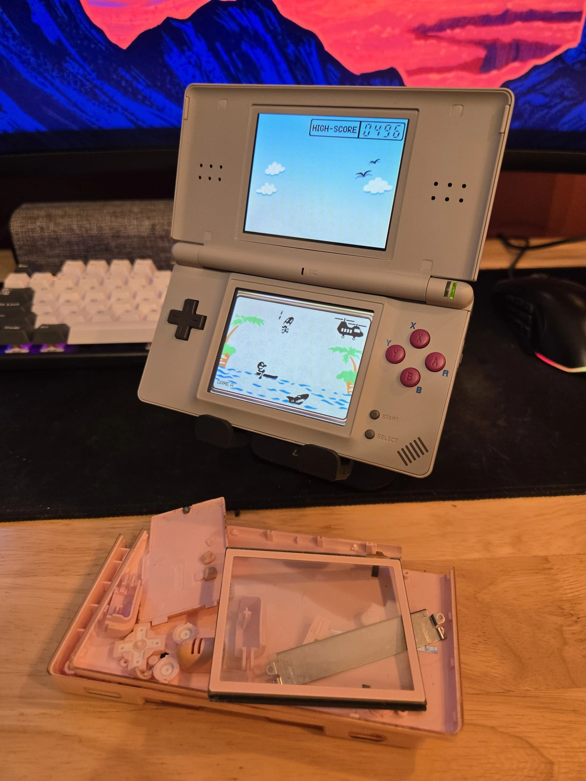 I re-shelled another DS Lite.