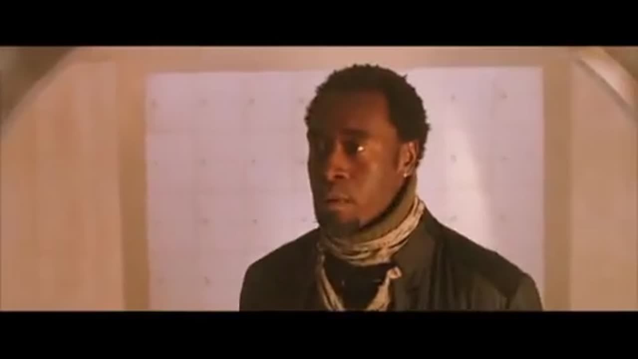 Don Cheedle in a scene from the movie Ocean's 11